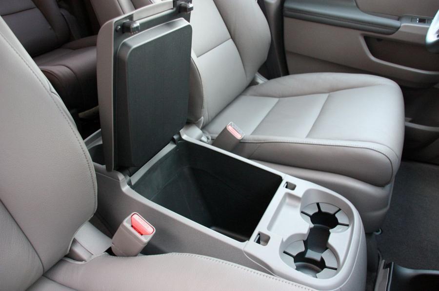  Honda Odyssey 2011 года  (фото 57 из 162)